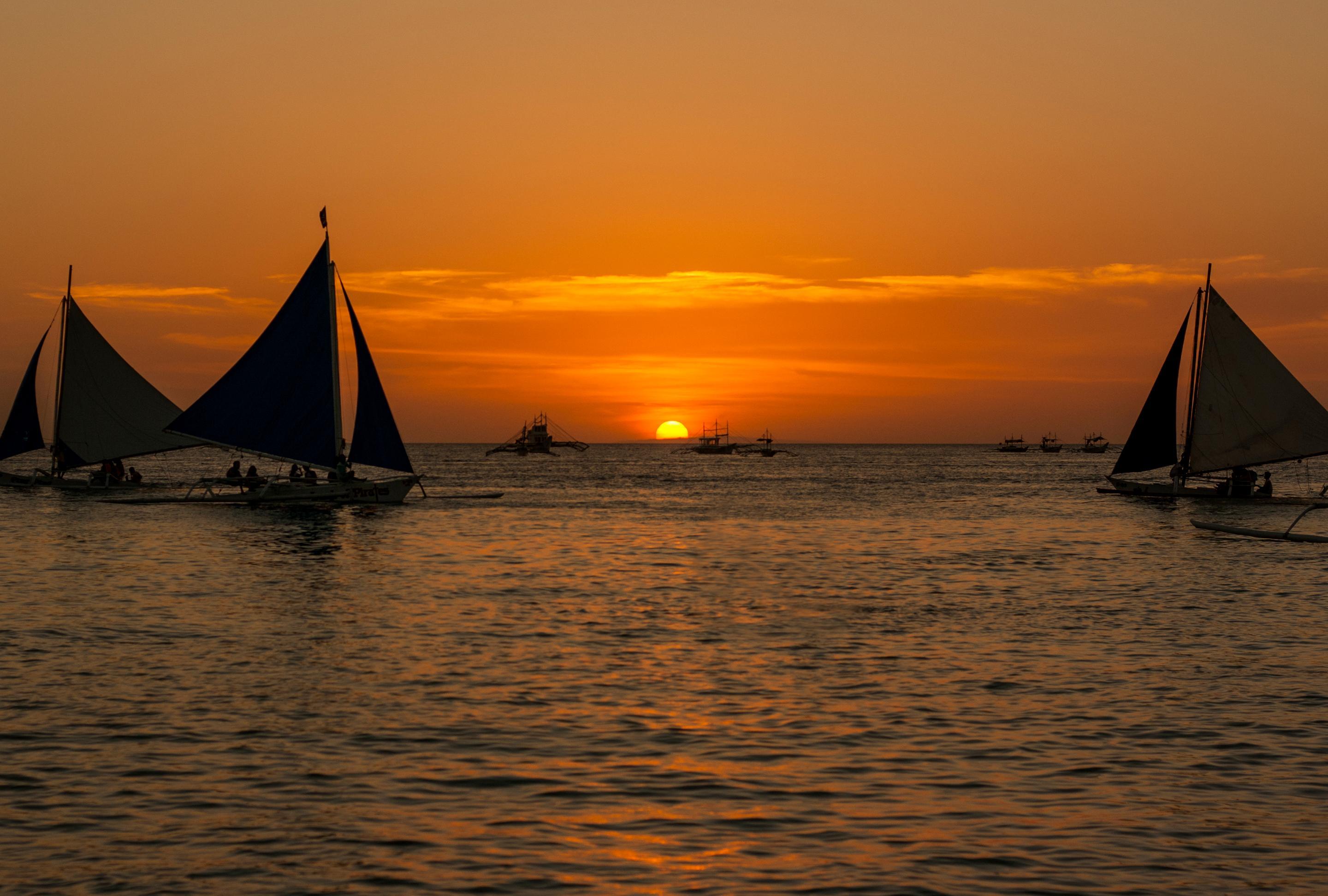 Отель The District Boracay Balabag  Экстерьер фото