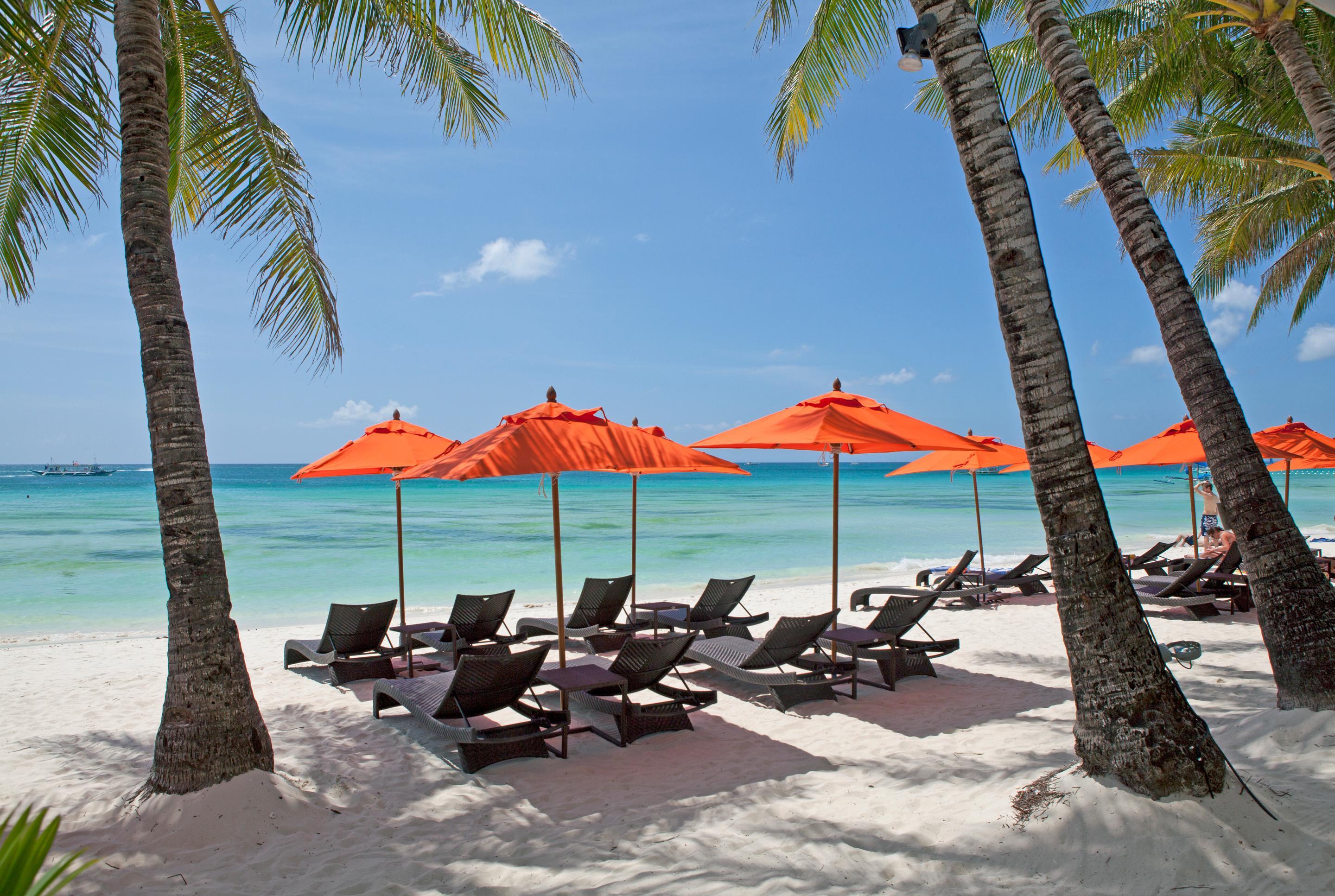Отель The District Boracay Balabag  Экстерьер фото