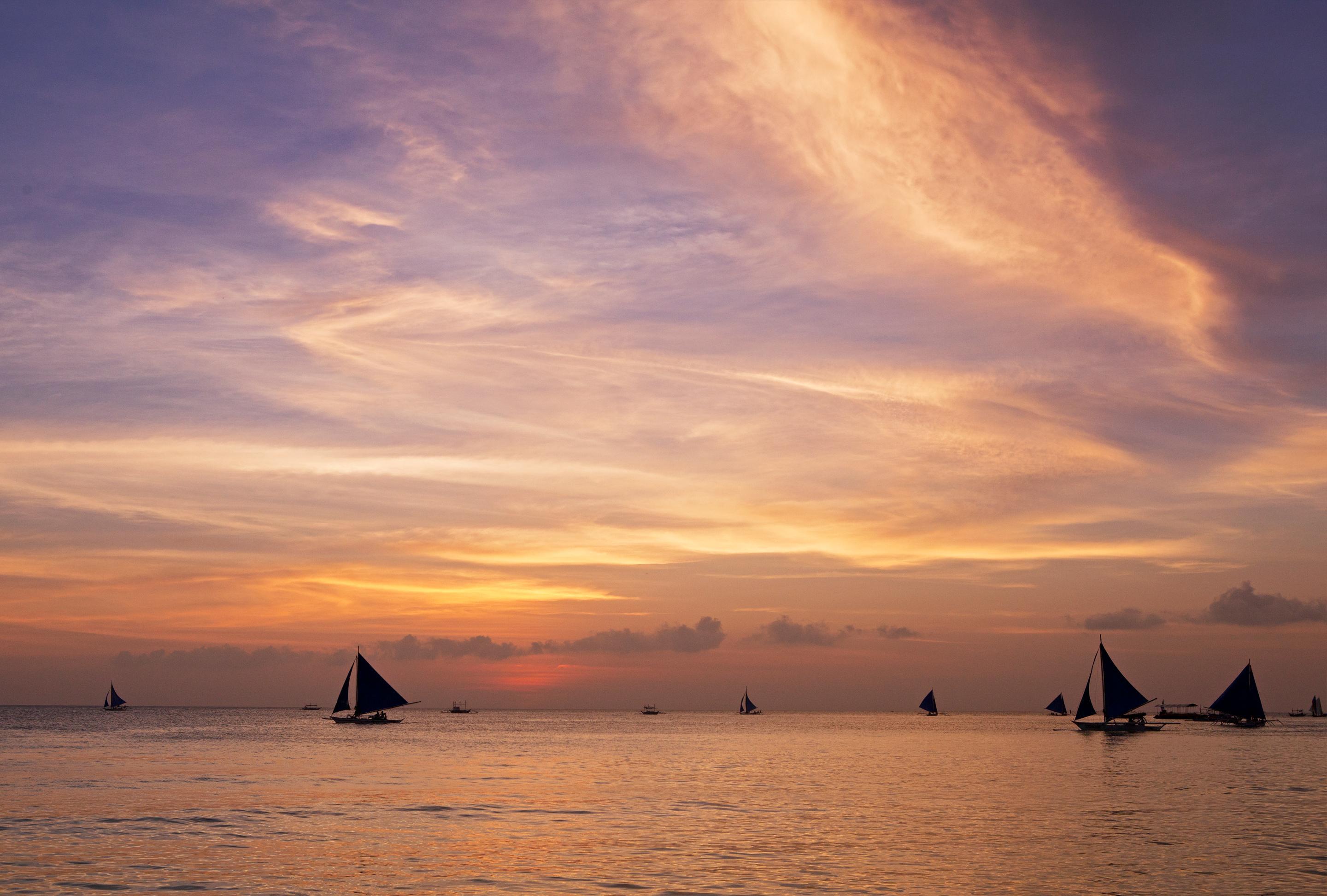 Отель The District Boracay Balabag  Экстерьер фото